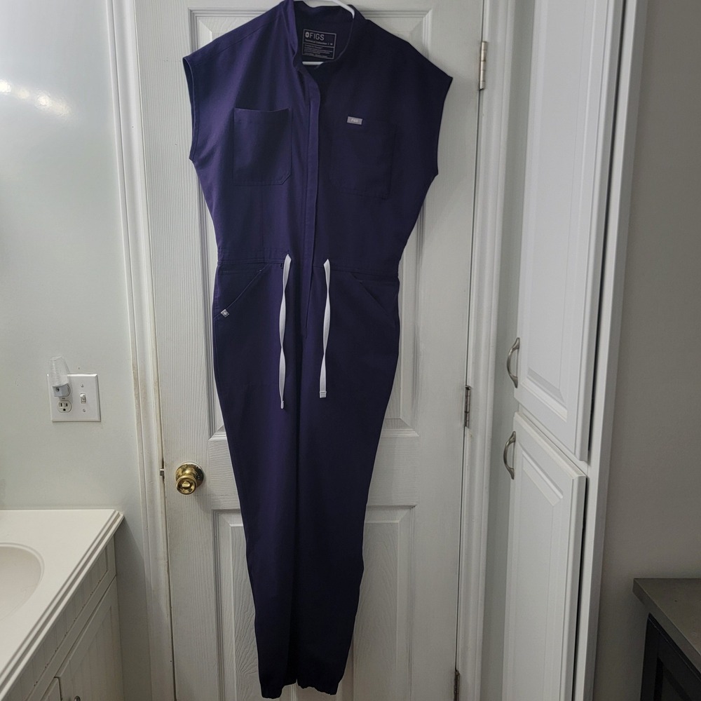FIGS Technical Collection Purple Scrub Jumpsuit Short Sleeve Jogger Women Medium